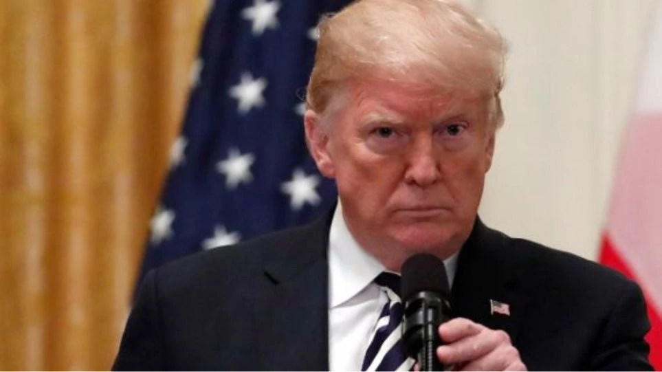 #WhyIDidntReport: Το hashtag που προκαλεί νέο πονοκέφαλο στον Τραμπ